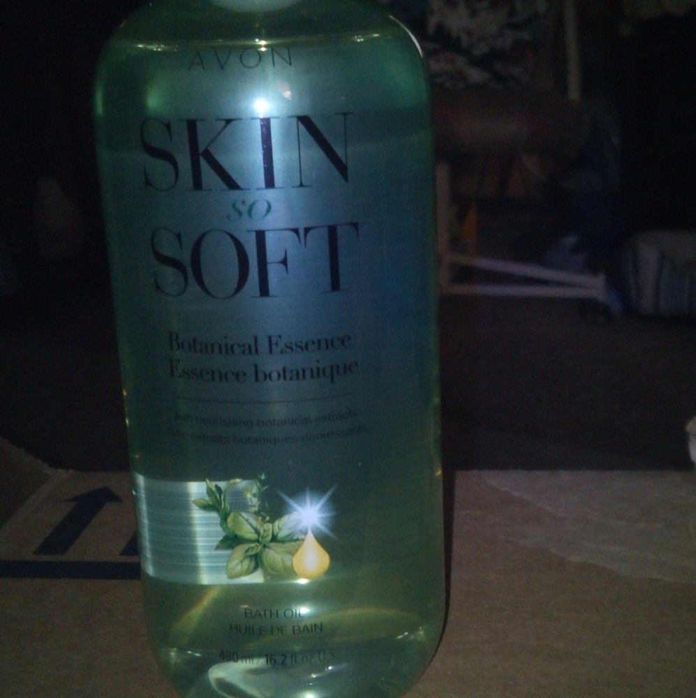 Skin so soft Botanical Essense